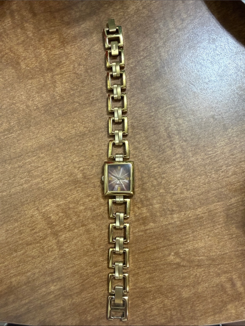 Fossil Gold-Tone Link Bracelet Watch with Champagne Dial F2 watch. Antique